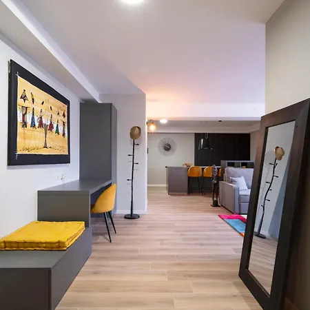 Le Saint-jacques Apartment *