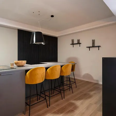 Le Saint-jacques Apartment *